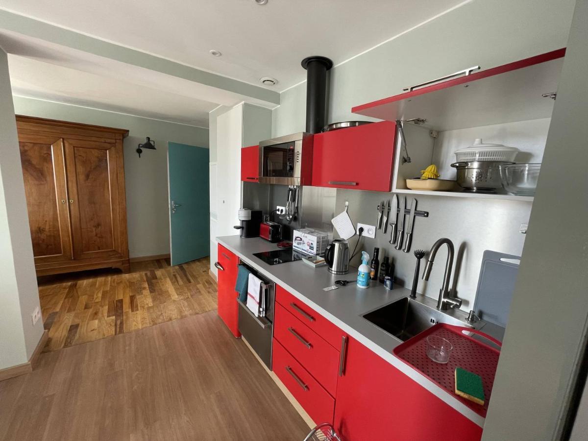 Appartement Mignon Calme Douillet Ascenseur Clim Etage Eleve Proche Parking Et Toutes Commodites Au Coeur Du Toulon Historique Exteriör bild