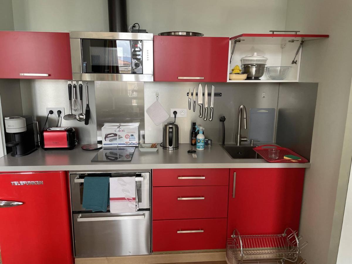 Appartement Mignon Calme Douillet Ascenseur Clim Etage Eleve Proche Parking Et Toutes Commodites Au Coeur Du Toulon Historique Exteriör bild